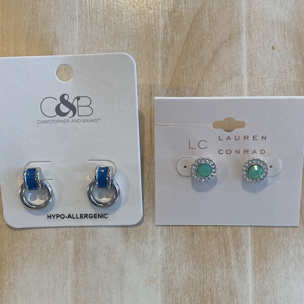 NEW 2pair earrings both silver with blue